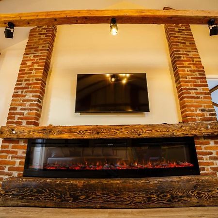 Alpine Loft Apartment Câmpulung Moldovenesc Екстериор снимка